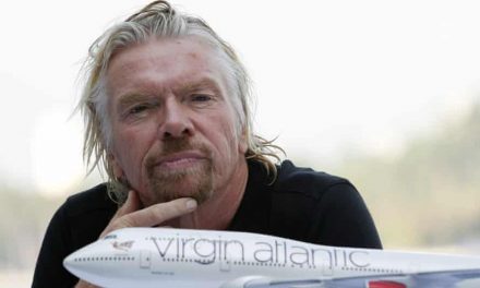 Branson Mulls Opening Virgin Atlantic to Private Investors
