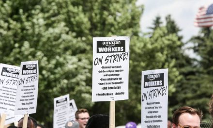 Transparency Now: Amazon Workers Take to Slack to Protest Vague Performance Reviews