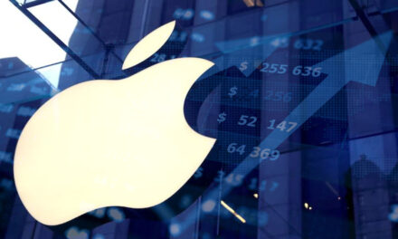 Apple Bucks Forecasts, Ends Q3 Strong