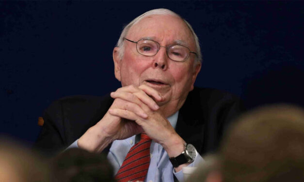 Munger: Trouble Looming for US Commercial Property Sector