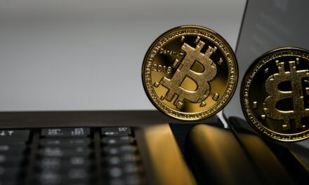 Bitcoin Stabilizes at Just Over $25K Yet Investors Stay Uneasy