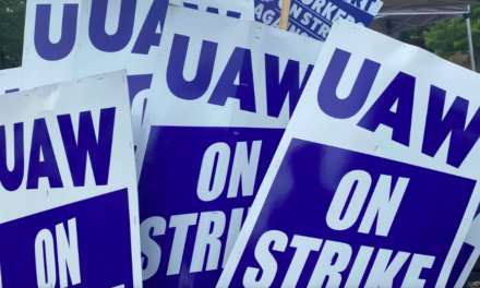 Auto Workers’ Union Raises the Pressure on Manufacturing Titans